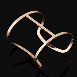 Retro gold cuff bracelet