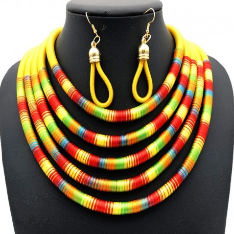 Collar amarillo africano con aretes