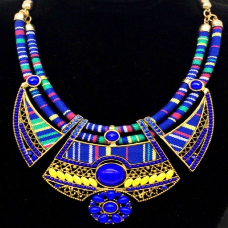 Collana africana multicolore blu e gialla