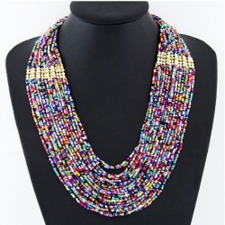 Collier de perles multicolores multi-rang