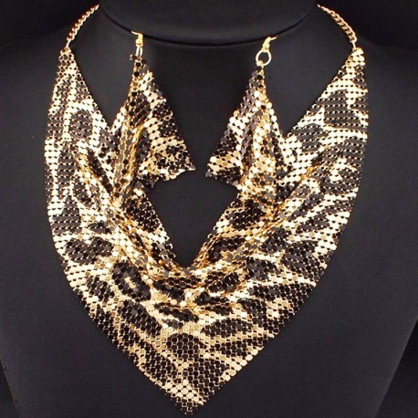 Golden and leopard necklace and earrings set