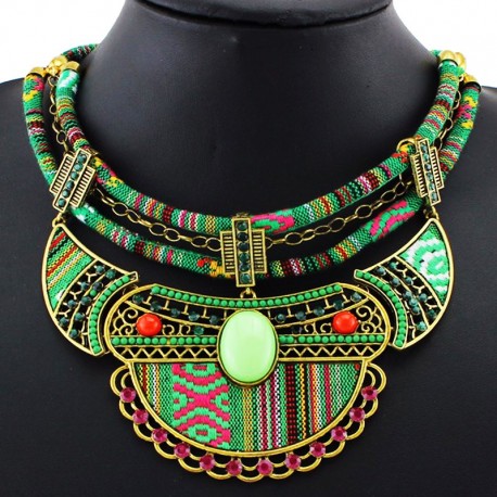 Green ethnic necklace
