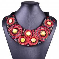 Chic and original red ethnic necklace
