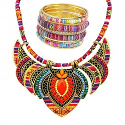 Boho chic necklace and bracelet set