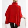 Poncho rouge à col roulé en laine